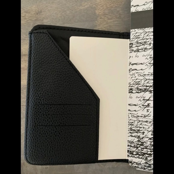 Passaport Case Kensie - Picture 3 of 3